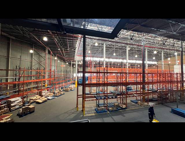 5,994M² WAREHOUSE TO LET IN ISANDO